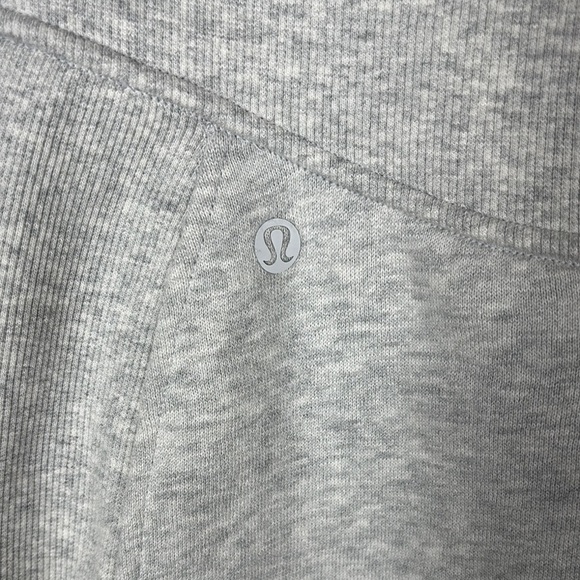 Lululemon Scuba Skirt Medium - Picture 2 of 7